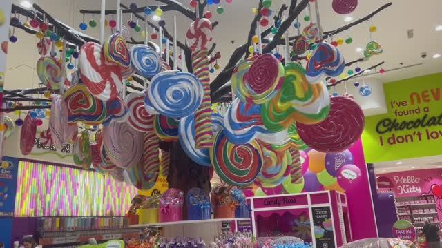 Самый сладкий магазин в Дубае. смотреть онлайн