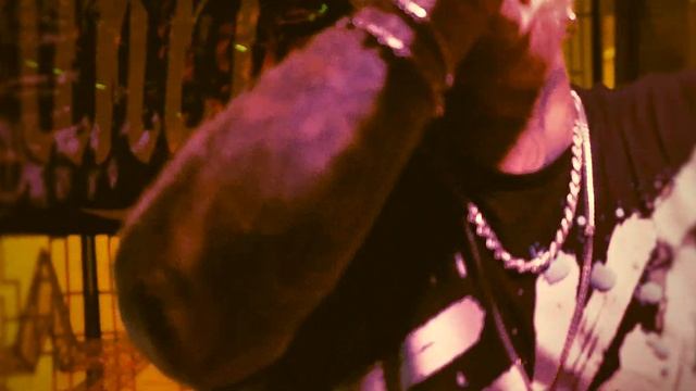 ShitHouse JHornz / TOOF - Bitch I Smoke promo video смотреть онлайн