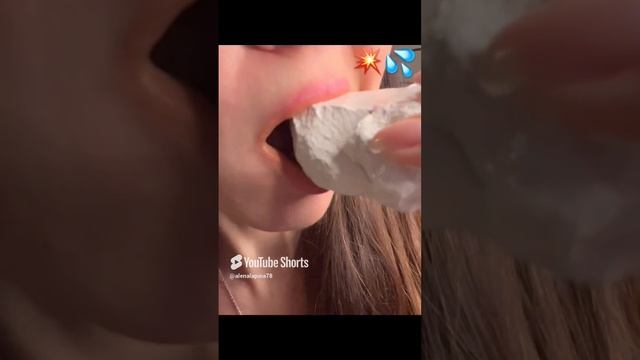 ASMR crunch of dry &wet chalk_ мел Храповский💥💦 #asmr #chalk #asmrsounds #crunchysounds смотреть онлайн