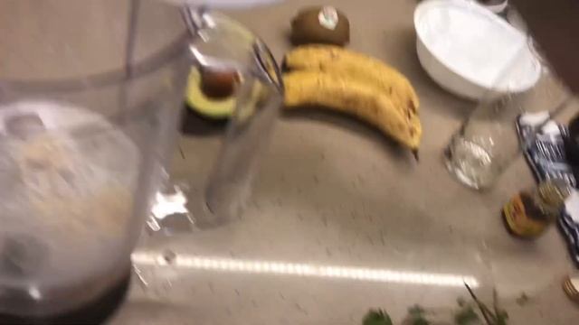 Avocado Banana Smoothie / Yummy Healthy & Easy Fruit Smoothie For Weight Loss .Khadija Hooda смотреть онлайн