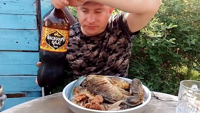 мукбанг/обжор/жареные караси и холодный квас/ смотреть онлайн