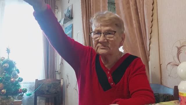 Поздравили Людмилу Гавриловну с Новым годом! смотреть онлайн