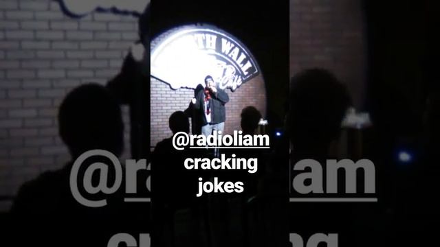 We're In The Hot Dog Cafe or Flappers - Liam McEneaney #shorts #standupcomedy смотреть онлайн