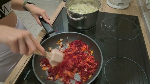 [Готовим сами] Борщ со свёклой