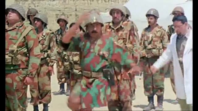 FETENTI, CHI HA SCORREGGIATO LO SPEZZATINO - La Soldatessa Alla Visita Militare