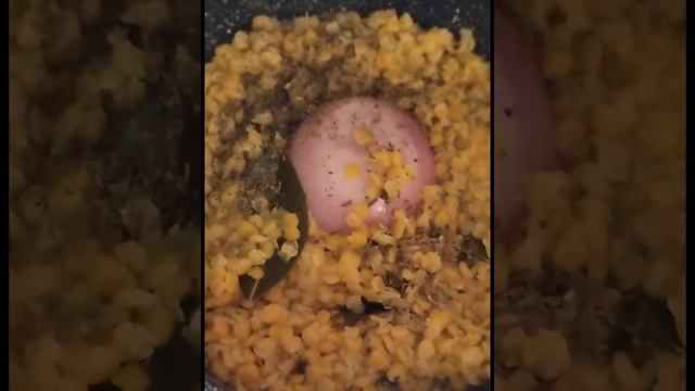 КАК ГОТОВЯТ ГОРОХОВОЕ ПЮРЕ В ГРЕЦИИ?! Обожают ДАЖЕ ДЕТИ! #shorts #food #рецепт #cooking #pie #горох смотреть онлайн