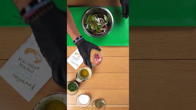 Favorite greek salad with feta | Kourellas #shorts #recipes смотреть онлайн