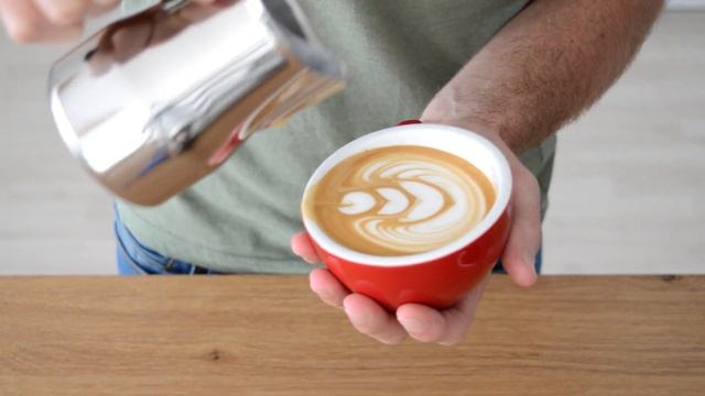 Warum diese Tassen perfekt für Latte Art sind - Loveramics смотреть онлайн