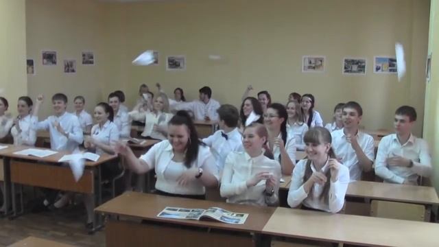 Хеппи смотреть онлайн