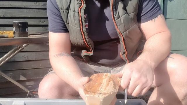 back yard chats, kuksa carving, Jerry can fire box, BCB multi tool and processed turkey tail fungus смотреть онлайн