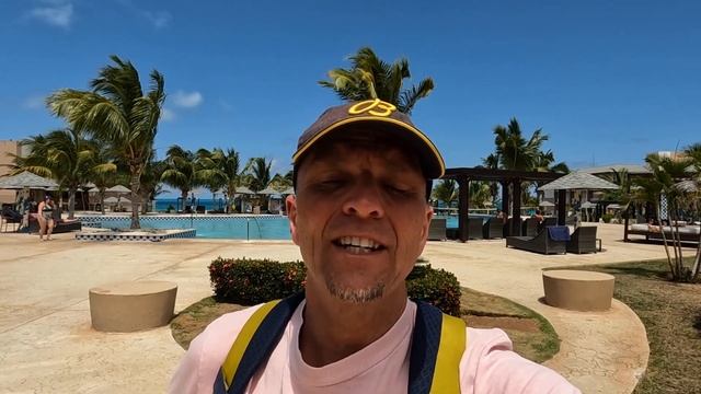 Food of Gran Muthu Imperial Cayo Guillermo Cuba @Finding-Fish смотреть онлайн