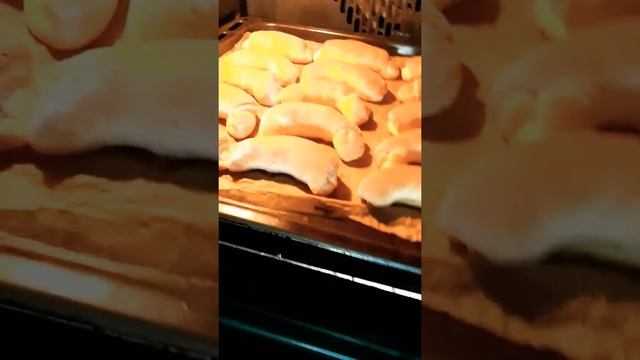 Сдобные рогалики смотреть онлайн