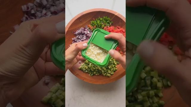 Bright and Tangy Chopped Salad 🥗 #FoodNeedsFeta смотреть онлайн