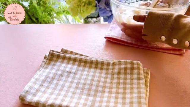 Apple Cake with Pudding смотреть онлайн