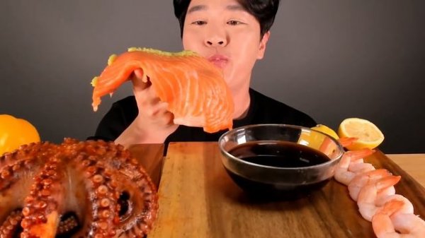 ASMR MUKBANG | MASSIVE OCTOPUS SALMON SHRIMP OYSTER POPULAR SEAFOOD EATING SOUNDS COOKING 해산물 먹방