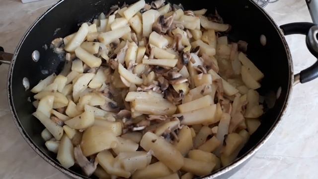Potato with Mushrooms / Russian traditional dishes смотреть онлайн