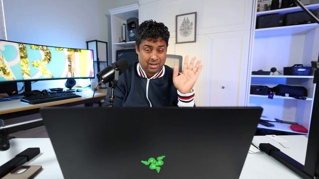 Razer Blade 18 2024 in Detail смотреть онлайн