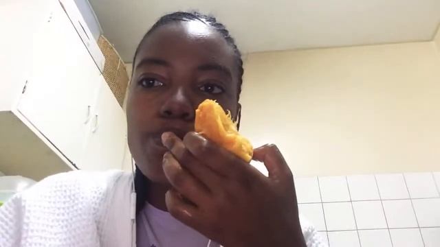 Asmr (кушаю манго 🥭на первый раз) смотреть онлайн