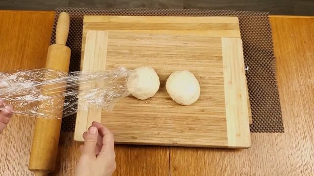Die weltweit erste Kartoffelbällchen mit Käse! (Käse-Kartoffel-Fondue in einem großen Ballon?) смотреть онлайн