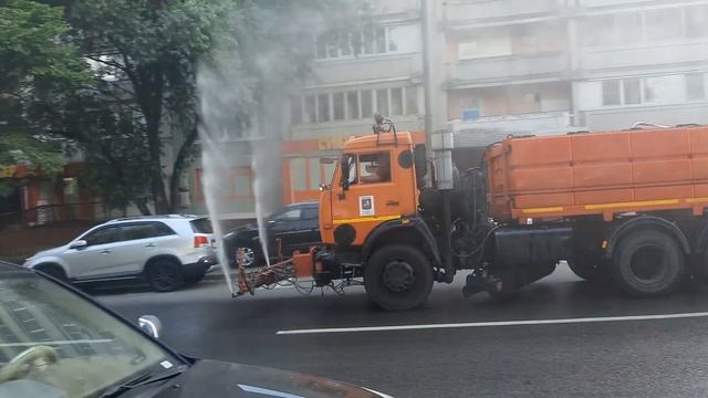 БОРЬБА С ЖАРОЙ В МОСКВЕ смотреть онлайн