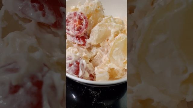 THE BEST STEAMED POTATO SALAD WITH PINEAPPLE ,TOMATO MAYONNAISE & CARROTS || HEALTHY RECIPE #shorts смотреть онлайн