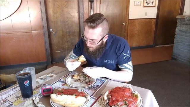 Morrette's King Steakhouse Steak Sandwich Challenge смотреть онлайн