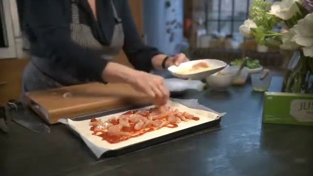 Chicken, Spinach And Mushroom Puff Tarts From Jus-Rol™