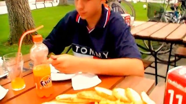 Где в ОДЕССЕ покушать по-немецки дёшево и сердито смотреть онлайн