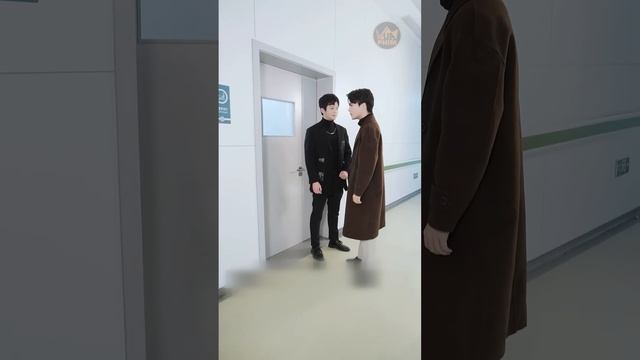 Cô Bé Bất Ngờ Đem Bố Tổng Tài Về Làm Chồng Cho Mẹ, Ai Ngờ Anh Lại Chính Là Cha Ruột Của 2 Đứa Nhỏ смотреть онлайн