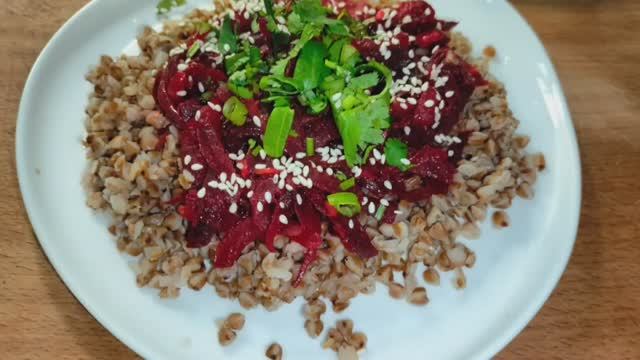 Правильное питание. Гречка и свекла. смотреть онлайн