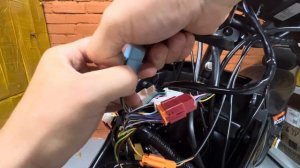 Видеоинструкция для подключения электрики в электроскутере Rockwild Combo и Rockwild Combo Pro