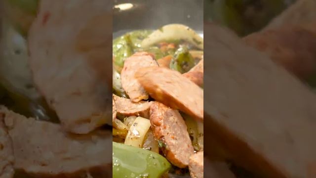 Easy Sausage Pasta Recipe #shorts смотреть онлайн