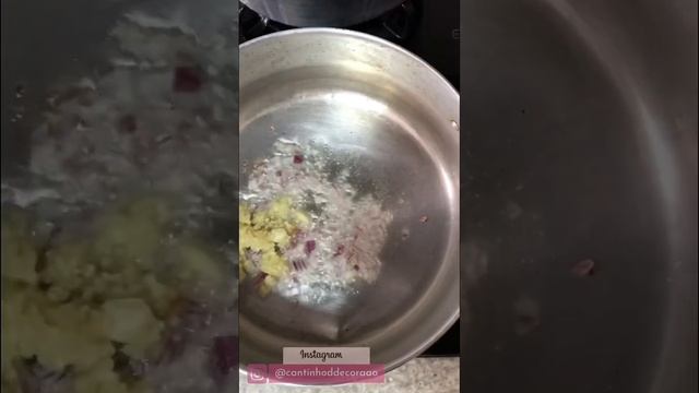 MACARRÃO COM SALSICHA#comidas#shorts#viral#macarrão#receitas#youtubeshorts#food#love#macarronada смотреть онлайн