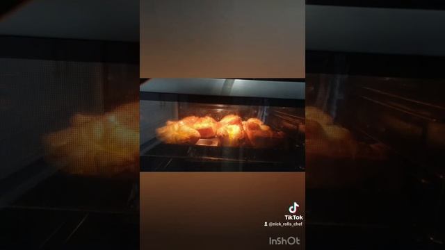 Yorkshire pudding #shorts #yorkshirepudding #sundayroast #sundayfunday #sunday #fyp #dinner #chef смотреть онлайн