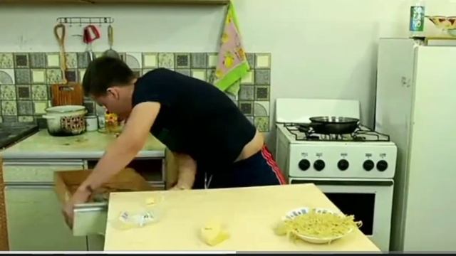 МАКАРОНЫ С СЫРОМ смотреть онлайн