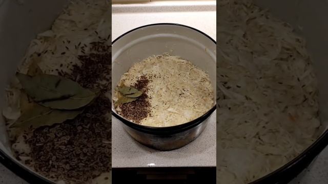 Квашеная капуста в собственном соку от Тани ♥️ Классический рецепт 🤤😋 смотреть онлайн