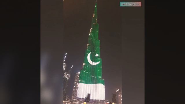 Dubai's Burj Khalifa lit up with Pakistan flag. 14th August 2020. смотреть онлайн