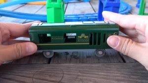 Железнодорожный вокзал Синкансен ☆ Томас, Чаггингтон и другие поезда проехали красочный железнодорож