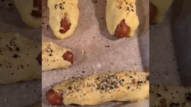 Keto bagels out of the oven and bagel dogs IN the oven! Keto is so awesome смотреть онлайн