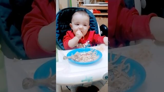 Щабэ:"Когда каша надоела, приходится воровать у брата" смотреть онлайн