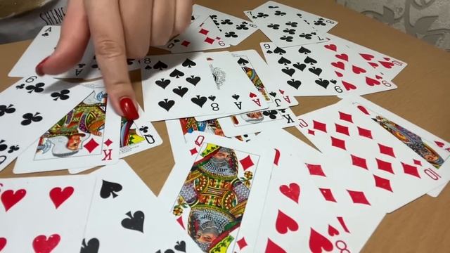 Мысли крестового короля о червовой даме сегодня! Гадание на игральных картах. смотреть онлайн