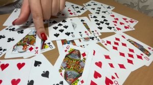 Мысли крестового короля о червовой даме сегодня! Гадание на игральных картах.