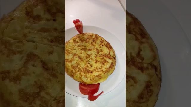 Tortilla de patatas #cocina смотреть онлайн
