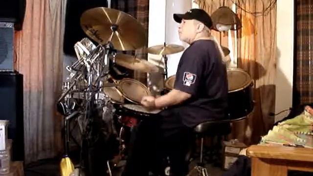 Ray's Drums For Sweet Little Sixteen By Chuck Berry смотреть онлайн