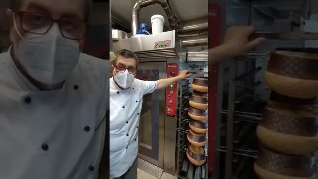 Positano. Il Maestro Giosuè Castellano Ci Rivela I Segreti Dei Suoi Panettoni