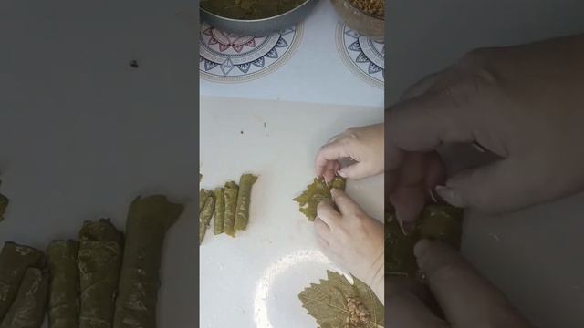 долма из виноградных листьев смотреть онлайн