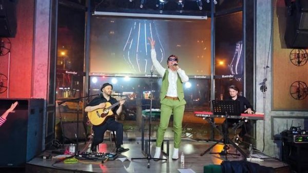 Найк Борзов - Лошадка (2024-04-11 Lustra Bar [Космическая Акустика] - Москва, Россия)