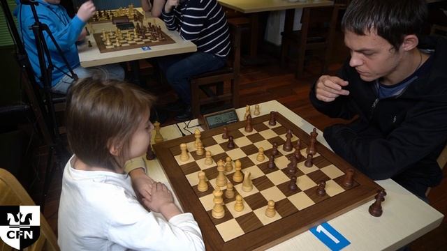 Pinkamena (1594) Vs A. Malkov (1073). Chess Fight Night. CFN. Blitz