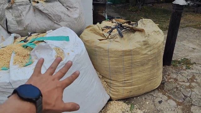 Стройка подходит к концу, готовы заводить бройлера. смотреть онлайн