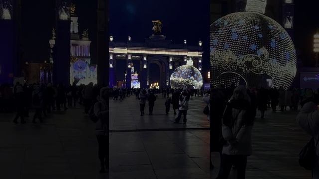 Москва новогодняя, Россия #россия #москва #новыйгод2025 #новыйгод #январь #новогоднийшар #зима2025 смотреть онлайн